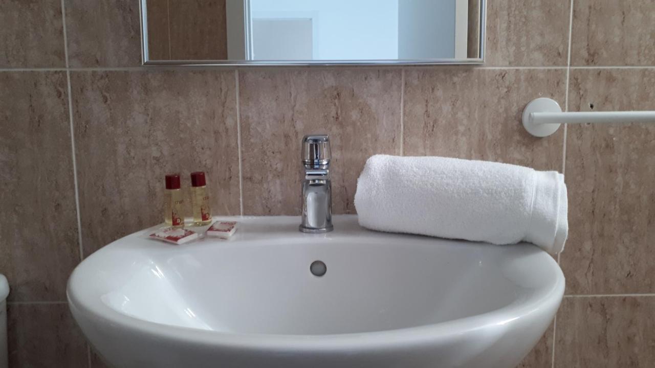 Hostal Beni Benicàssim Eksteriør bilde